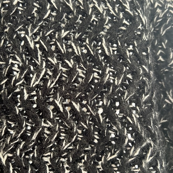 Rococo Long Sleeve - Picture 8 of 8